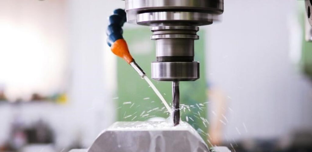 سوراخ کردن ورق استیل